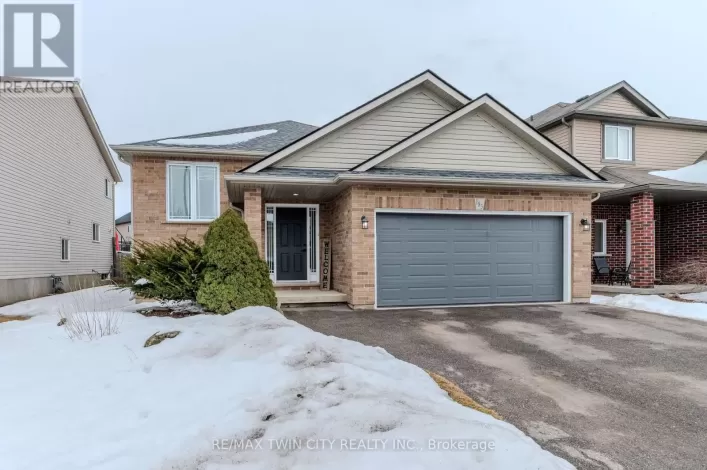 183 MCGUINESS DRIVE, Brantford