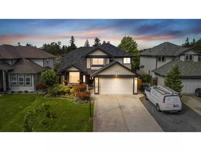 18351 68 AVE AVENUE, Surrey