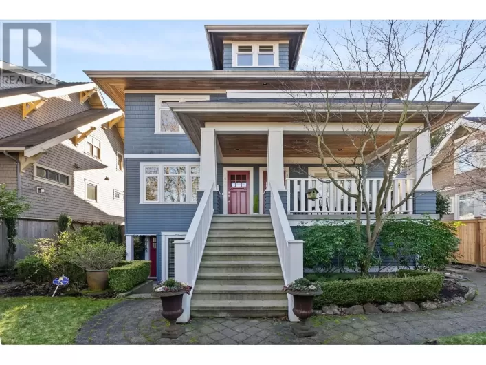 1916 W 11TH AVENUE, Vancouver