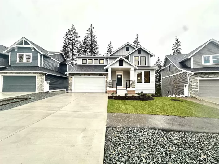 1943 SPARROW HAWK PLACE|Mt Woodside, Agassiz