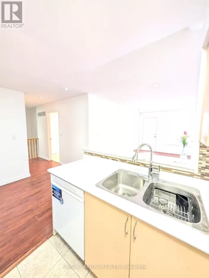 2 - 105 SUNRISE DRIVE, Markham