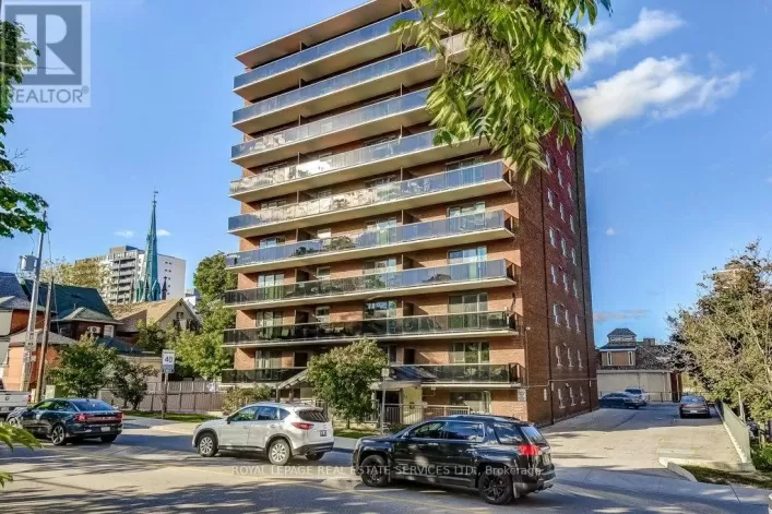 201 - 81 CHARLTON AVENUE E, Hamilton