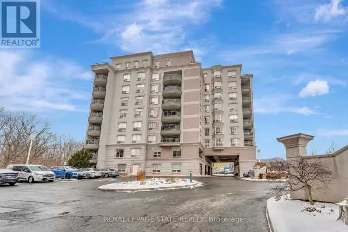 203 - 4000 CREEKSIDE DRIVE, Hamilton