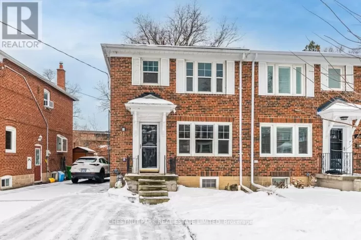 21 THURSFIELD CRESCENT, Toronto