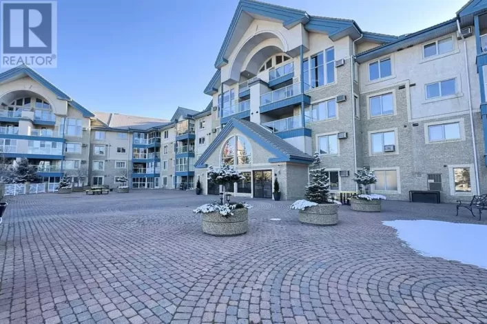 211, 7239 Sierra Morena Boulevard SW, Calgary