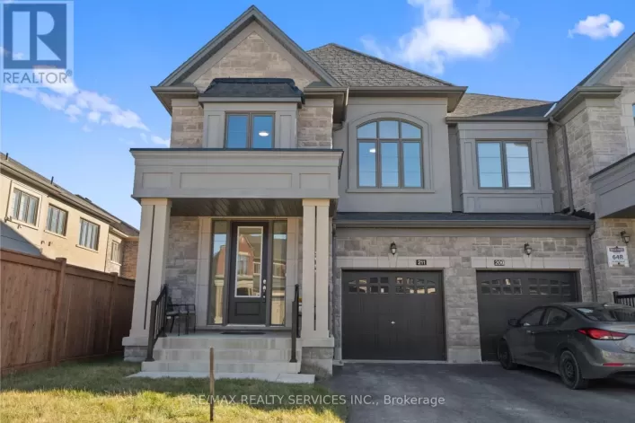 211 THOMPSON DRIVE, East Gwillimbury