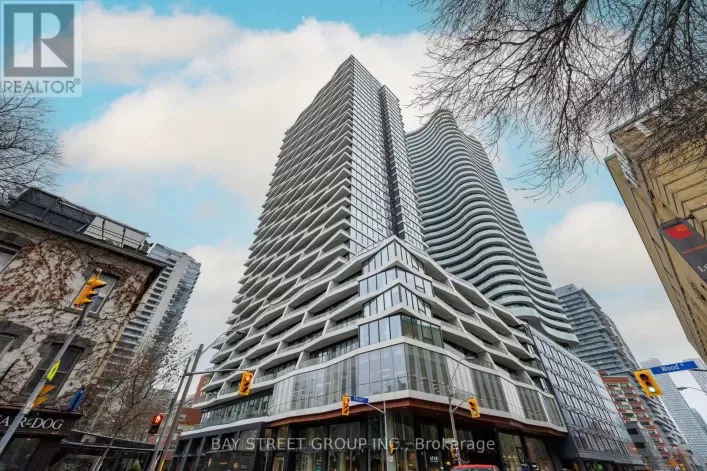 2115 - 85 WOOD STREET, Toronto