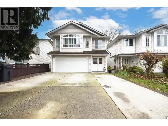 2140 FRASER AVENUE, Port Coquitlam