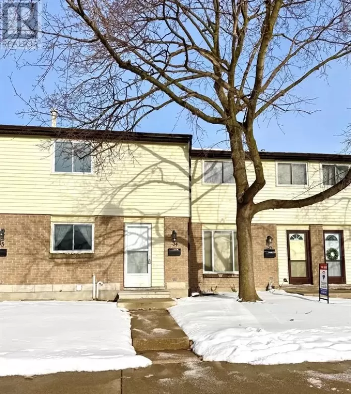 215 Trudeau DRIVE Unit# 34, Sarnia