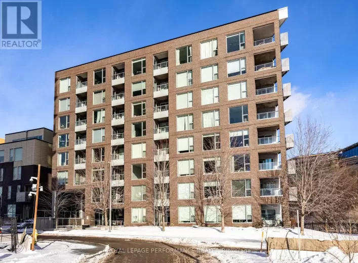 218 - 300C LETT STREET, Ottawa