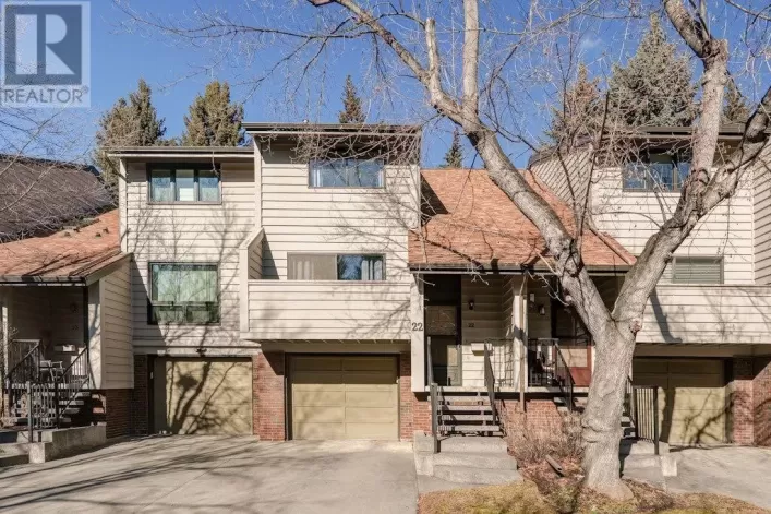 22, 3302 50 Street NW, Calgary