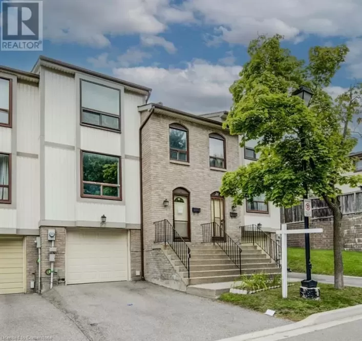 22 MCMULLEN Crescent, Brampton