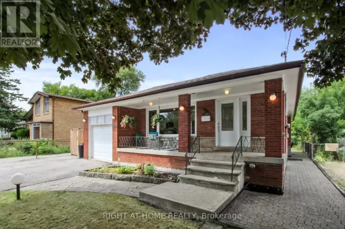 220 HOMEWOOD AVENUE, Toronto