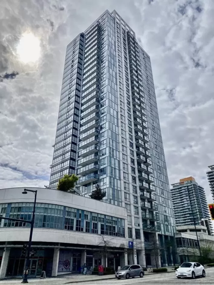 2210 13398 104 AVENUE, Surrey