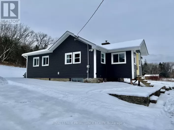 2237 COUNTY RD 3, Prince Edward County