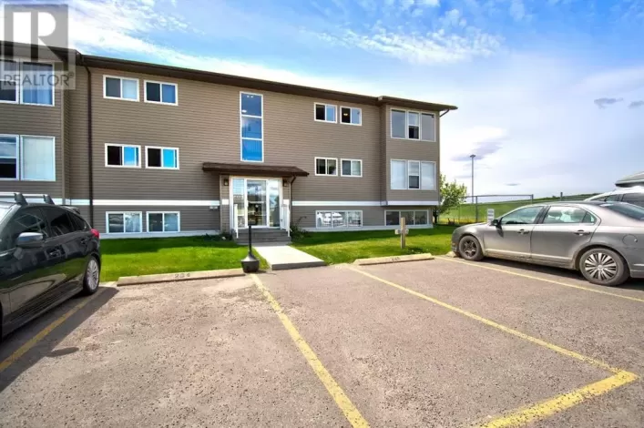 228, 101 Big Hill Way SE, Airdrie