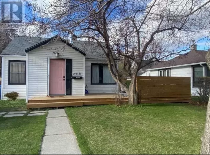 2418 Westmount Road NW, Calgary