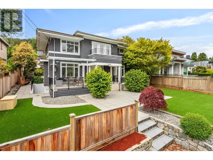 2459 MATHERS AVENUE, West Vancouver