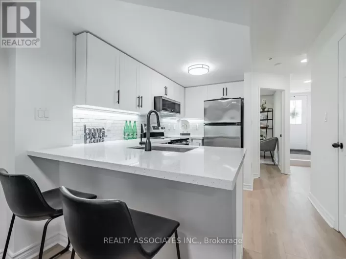 26 - 31 FOUNDRY AVENUE, Toronto