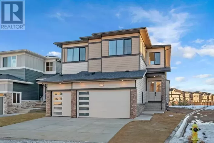 27 South Shore Road, Chestermere