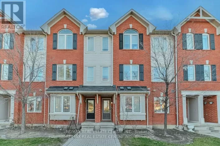 28 - 50 HILLCREST AVENUE, Brampton