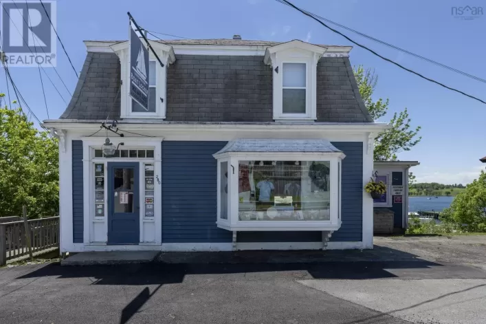 280 Montague Street, Lunenburg