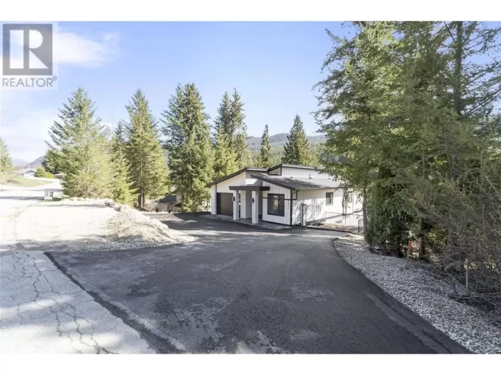 2811 Mountview Drive, Blind Bay