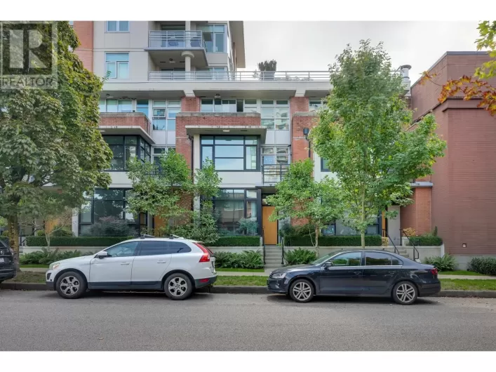 282 E 11TH AVENUE, Vancouver