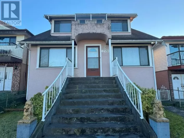 2956 E 3RD AVENUE, Vancouver