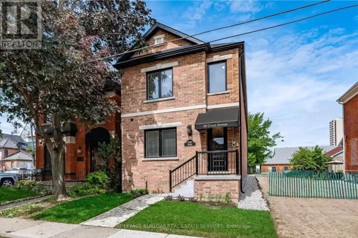 2A - 36 GRANT AVENUE, Hamilton