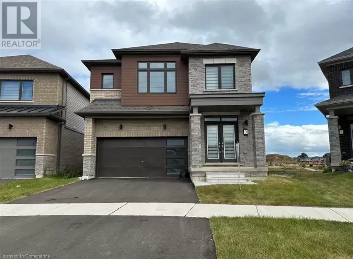 3 BEE CRESCENT, Brantford