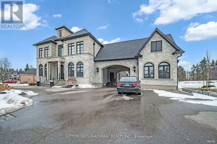 3 VANVALLEY DRIVE, Whitchurch-Stouffville