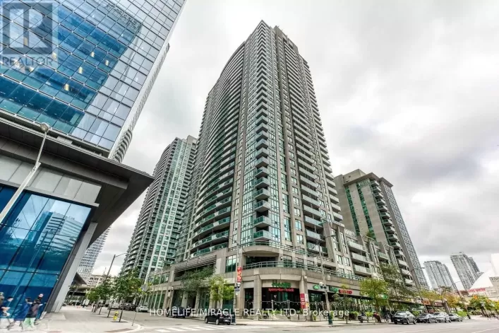 302 - 30 GRAND TRUNK CRESCENT, Toronto