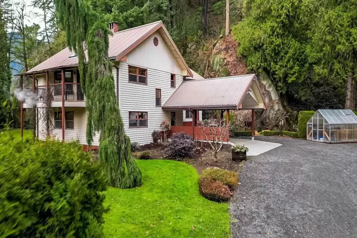 3048 HOT SPRINGS ROAD|Agassiz, Agassiz