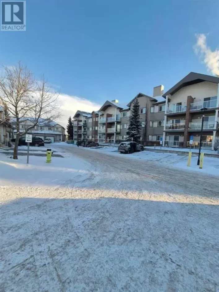 318, 92 Saddletree Court NE, Calgary