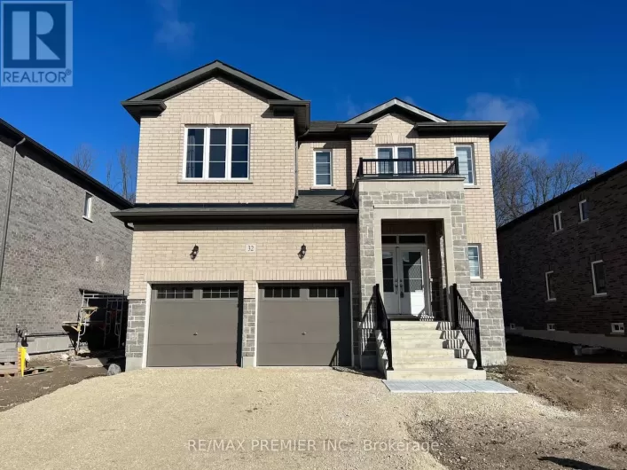 32 AMBER DRIVE, Wasaga Beach