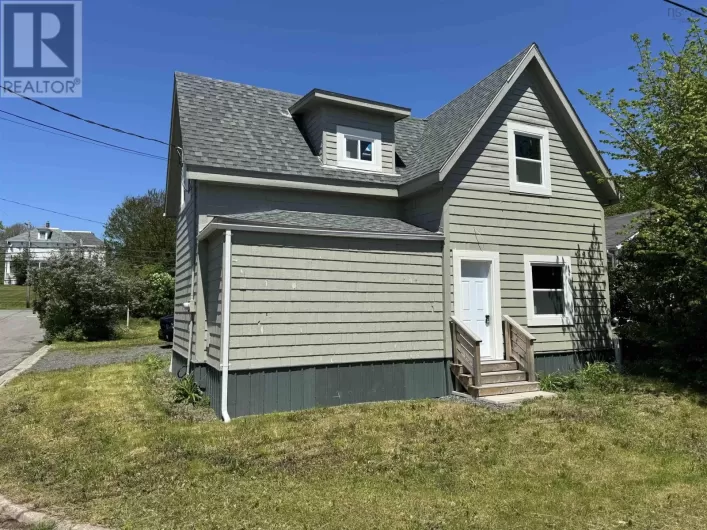 32 Hill Street, Pictou