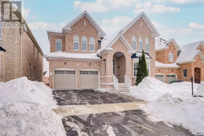 32 MISTYGLEN CRESCENT, Brampton