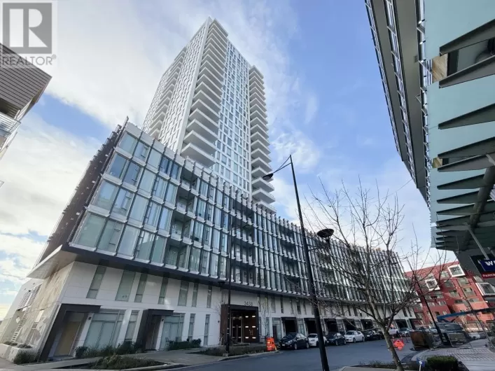 321 3438 SAWMILL CRESCENT, Vancouver