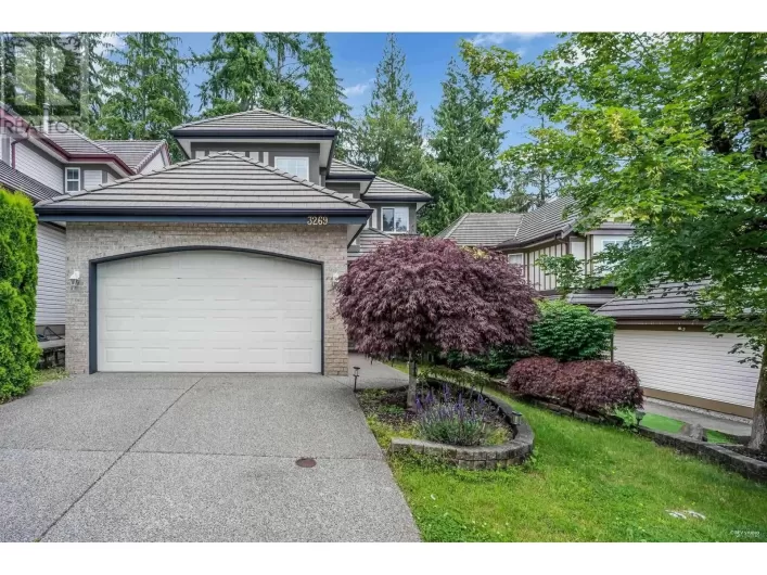 3269 CHARTWELL GRN, Coquitlam