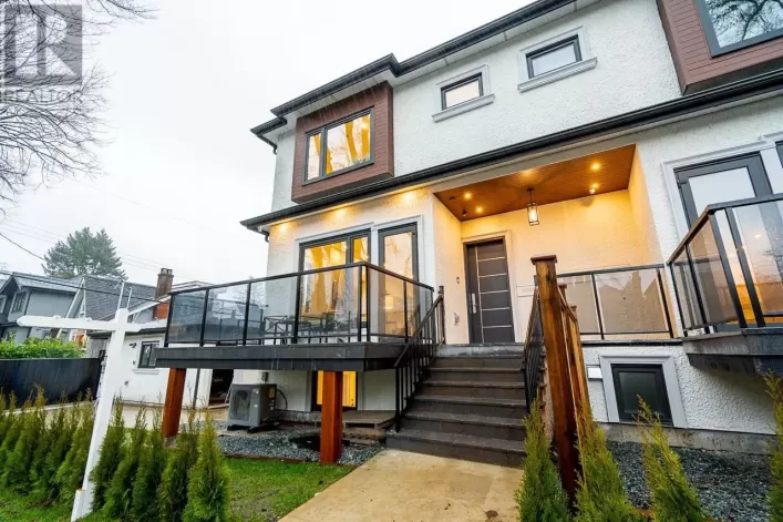 3292 W 24TH AVENUE, Vancouver