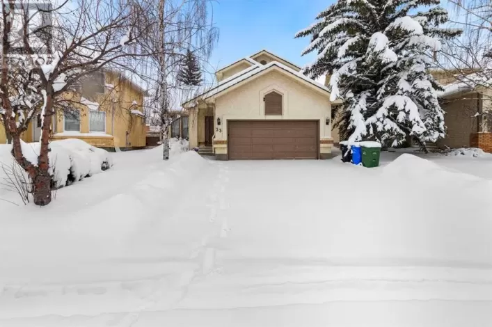 33 Shawnee View SW, Calgary