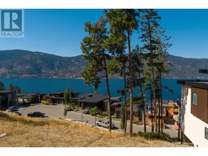 3340 Black Pine Lane, Kelowna