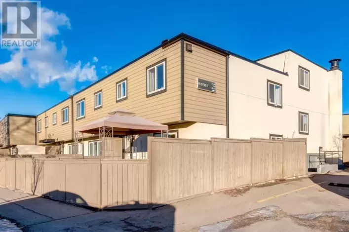 37, 3809 45 Street SW, Calgary