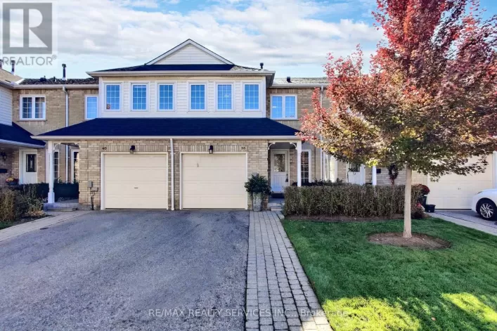 38 HEATHCLIFFE SQUARE, Brampton