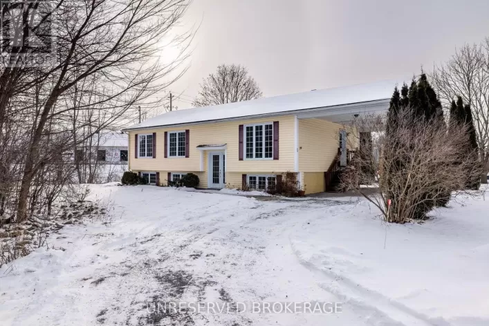 39 PEARL STREET, Smiths Falls