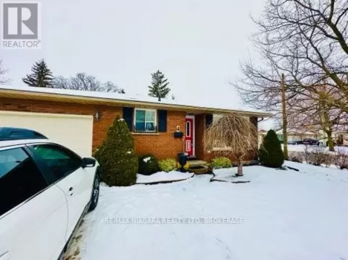 4 COLLEGE PARK DRIVE, Welland