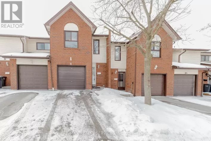 4 COLLINS CRESCENT, Brampton