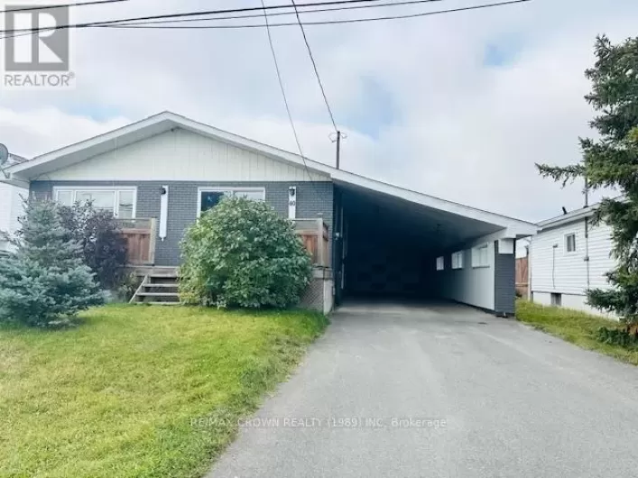 40 FRONTENAC CRESCENT, Kapuskasing