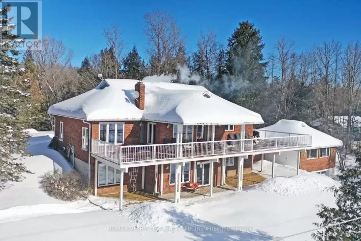 4196 CALABOGIE ROAD, Greater Madawaska